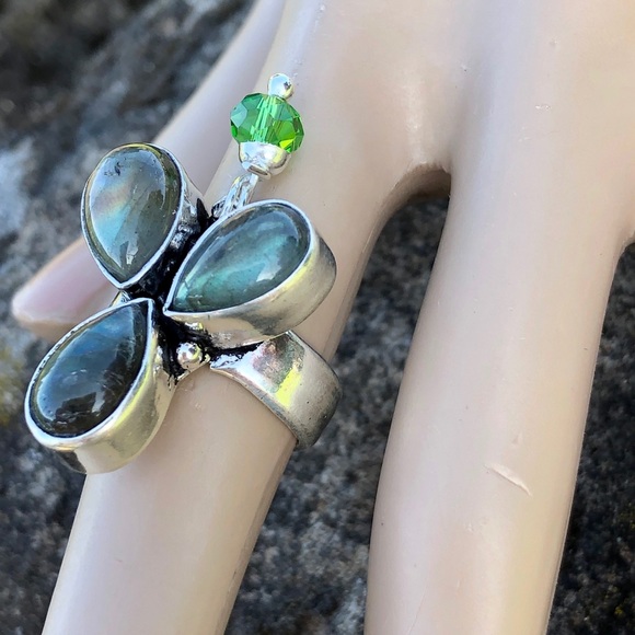 SOLD Labradorite Ring - Picture 2 of 8